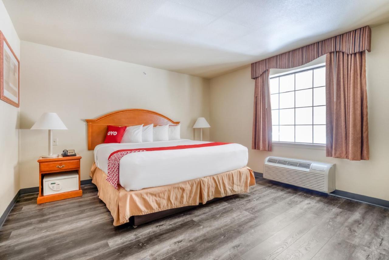 Oyo Townhouse Wichita Falls West Εξωτερικό φωτογραφία